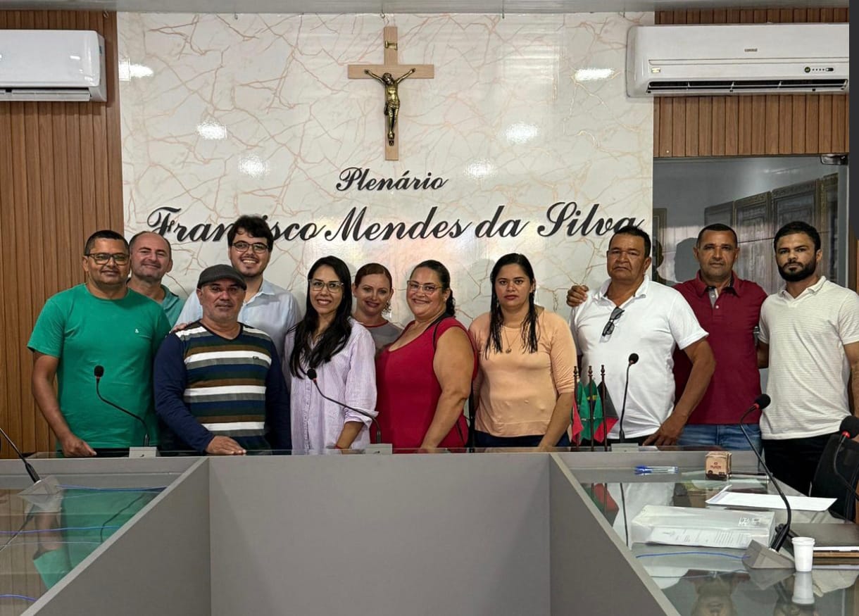 A Câmara Municipal de Pilõezinhos, realizou no dia de hoje (29/07), a sua 3ª Sessão Extraordinária do Ano Legislativo de 2025.