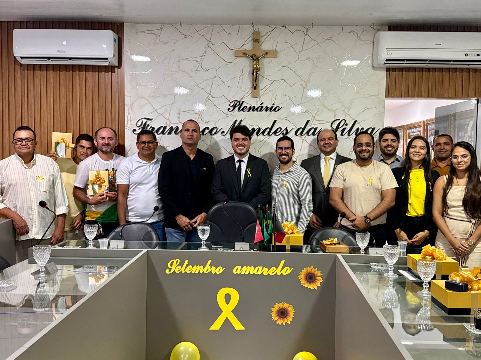 A Câmara Municipal de Pilõezinhos, realizou nesta quinta-feira (02/10), uma Sessão Especial sobre o Setembro Amarelo.