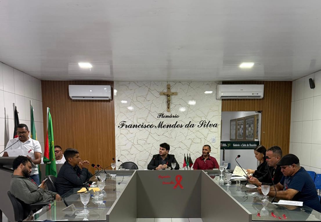 A Câmara Municipal de Pilõezinhos, realizou na noite da última terça-feira (02/12), a sua 27ª Sessão Ordinária do Ano Legislativo de 2025.