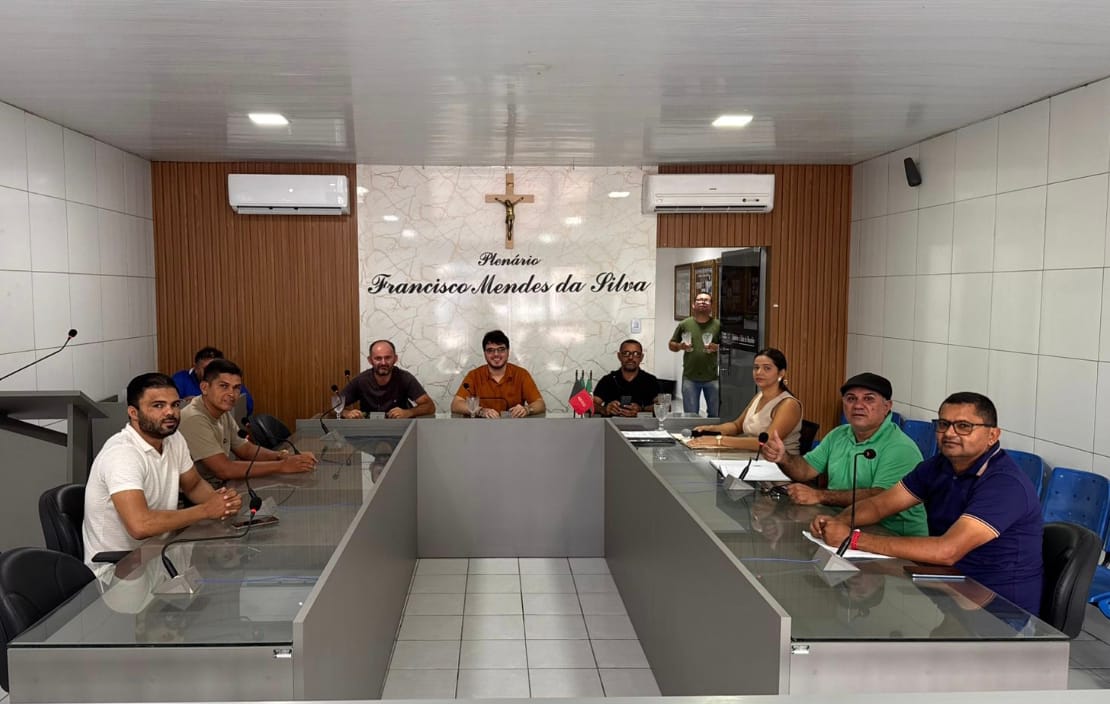 A Câmara Municipal de Pilõezinhos, realizou no dia (27/01), a sua 2ª Sessão Extraordinária do Ano Legislativo de 2026.