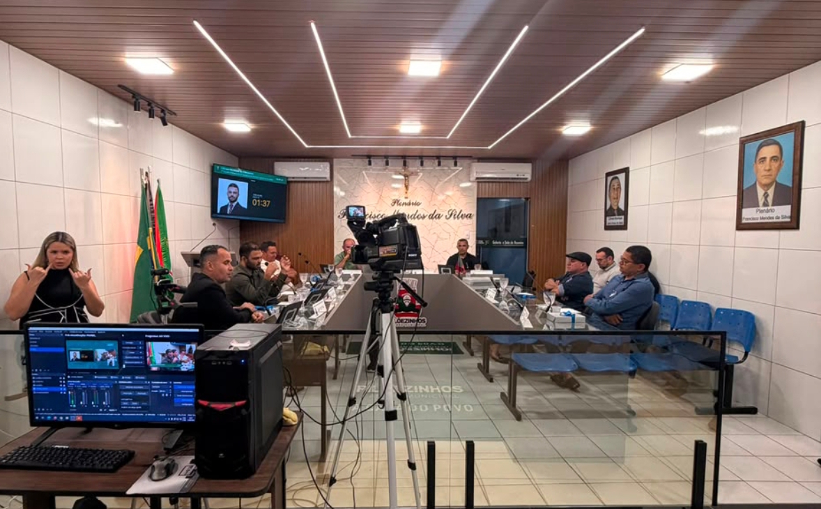 A Câmara Municipal de Pilõezinhos, realizou na última terça-feira (11/08), a sua 15ª Sessão Ordinária do Ano Legislativo de 2026, sendo a primeira do Segundo Semestre.
